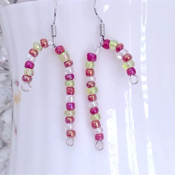 New Candy Cane Christmas Holiday Handmade Beaded Earrings Unique Gift Festive - Picture 2 of 4
